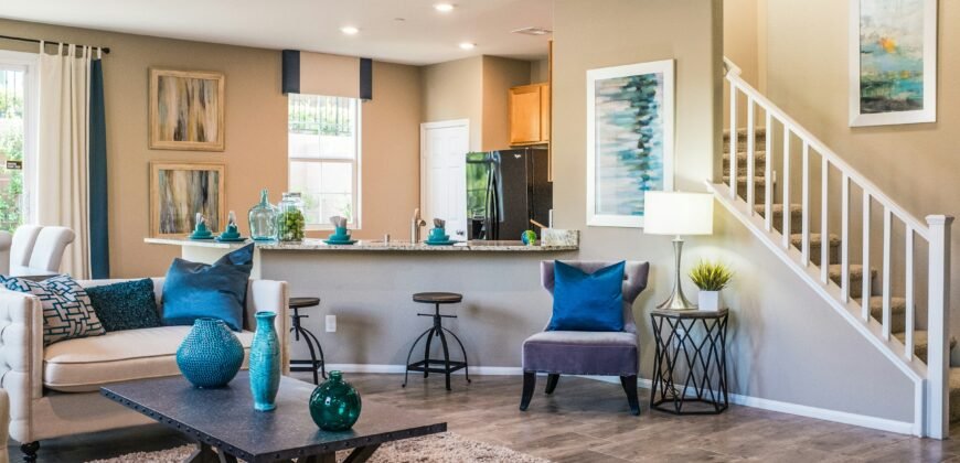 LED SCREEN House Near, Los Angeles